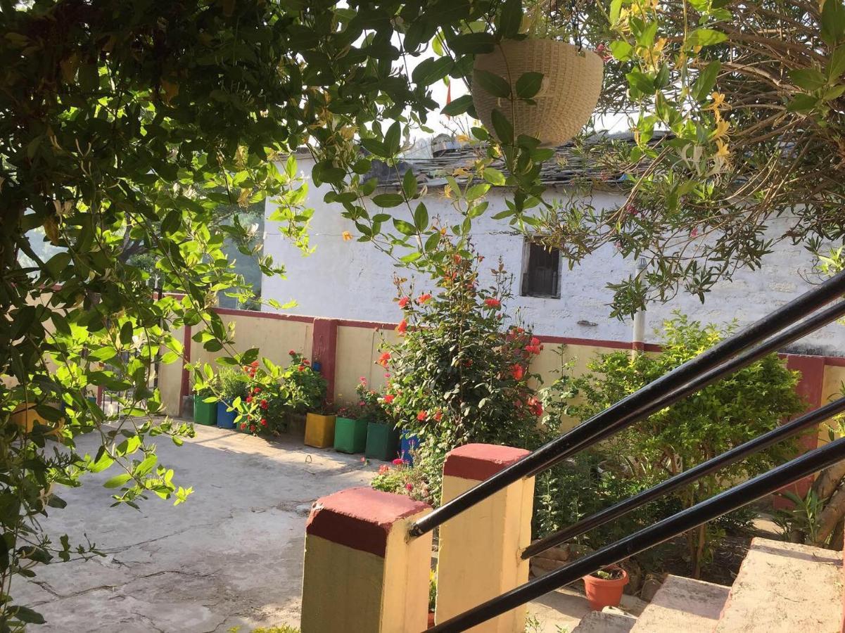 Katyuri Kings Divine Stay- Babaji'S Cave Dwarahat Esterno foto